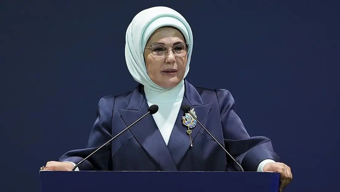 Emine Erdoğan, Türkiye Maarif Vakfının kuruluş yıl dönümünü kutladı