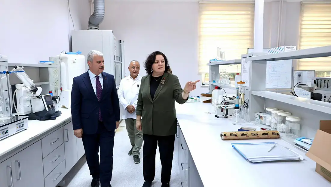Konya Valisi Akın’dan Güney İç Anadolu Temiz Hava Merkezi Müdürlüğü'ne ziyaret!