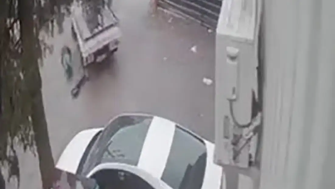 Ölümle Biten Scooter Kazası Kameralara Böyle Yansıdı!!!