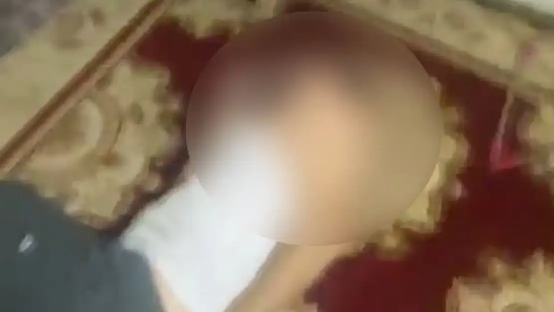 Konya'da kan donduran görüntü! Engelli babasını dövüp videosunu amcasına gönderdi!