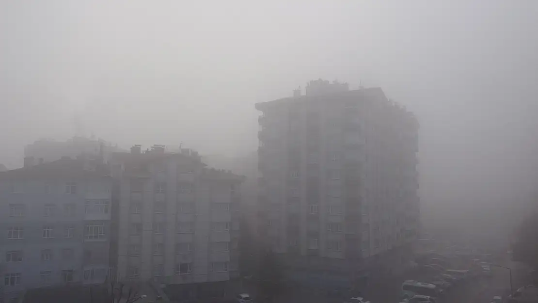 Konya sise gömüldü! Hem kara hem hava yolu olumsuz etkilendi!