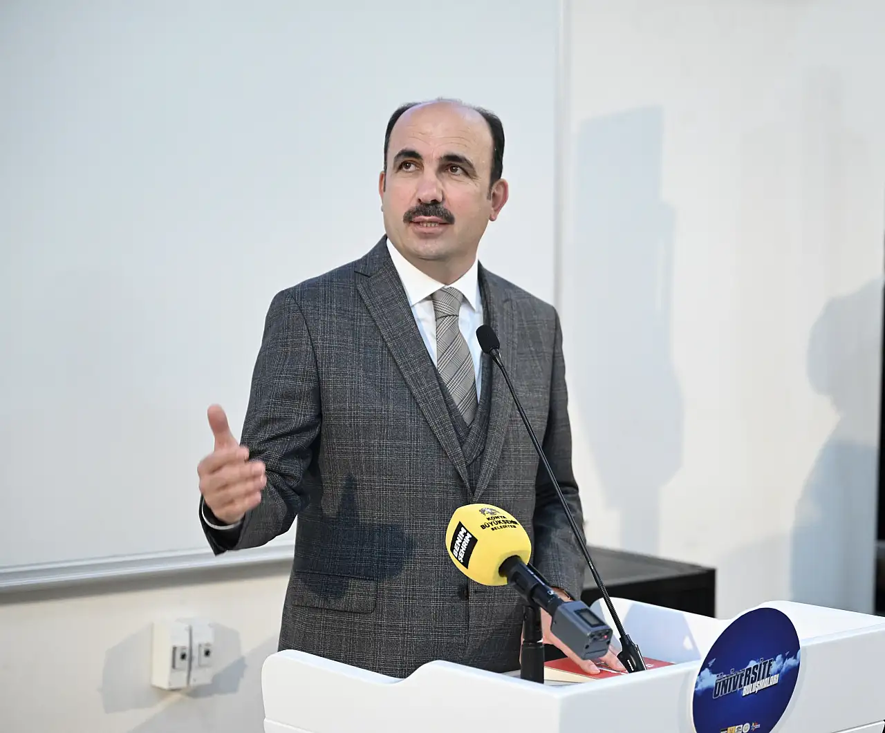 Altay, doktor adaylarına vicdanı hatırlattı! 'Merhametinizle dünyayı değiştirebilirsiniz'