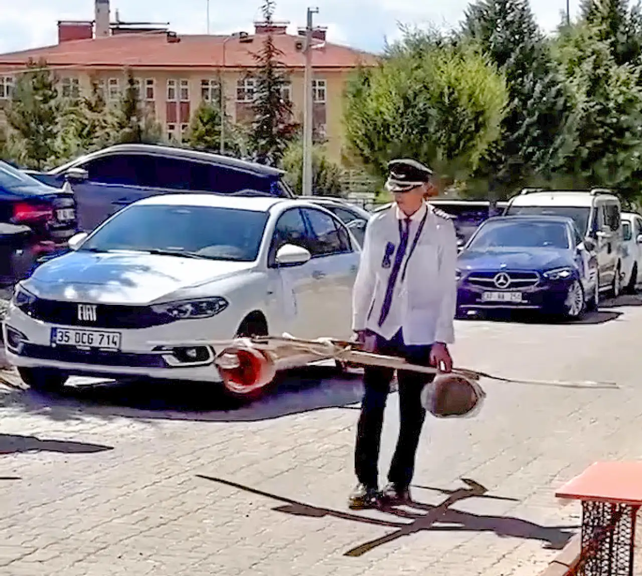 Konya'da tahta maketlerle başlayan hayal kokpitte gerçek oldu!