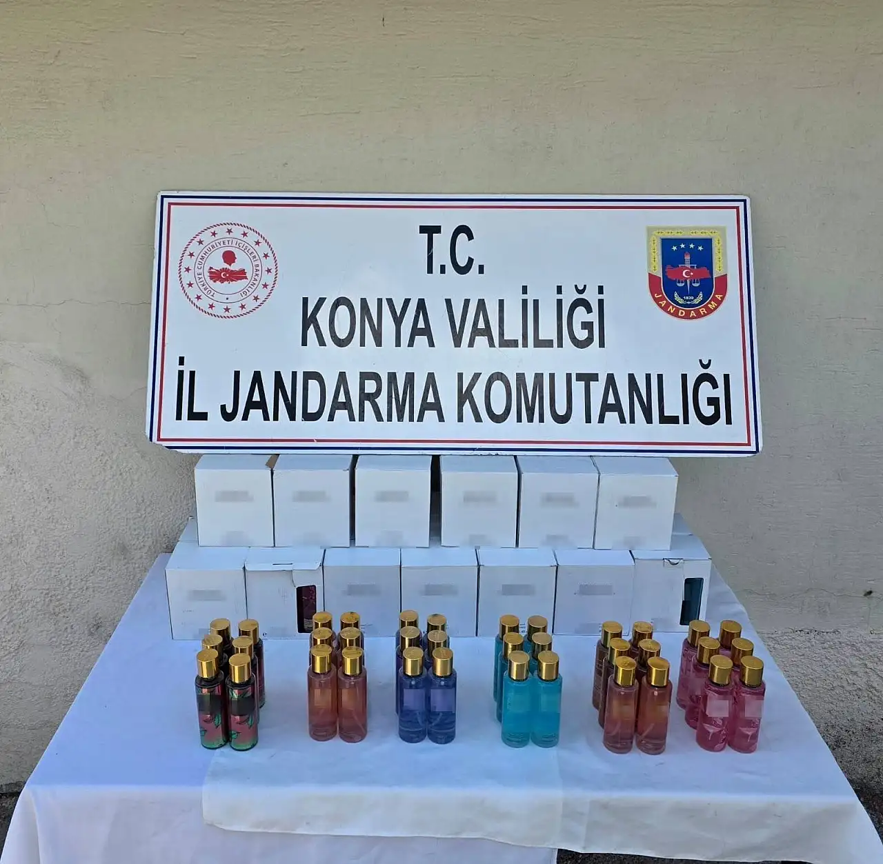 Konya'da jandarma göz açtırmadı: 1 ayda 186 bin dolu makaron ele geçirildi