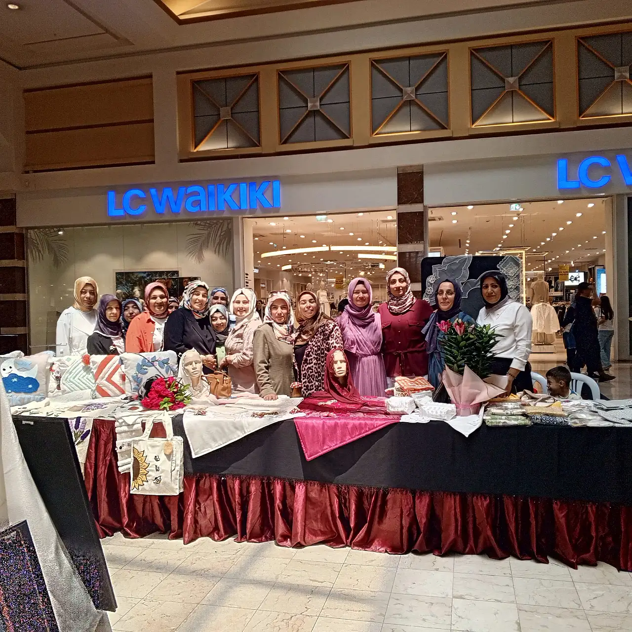 Konya'da kadınların emeği vitrine çıktı! Bir hobiyle başladı, gelir kapısına dönüştü!