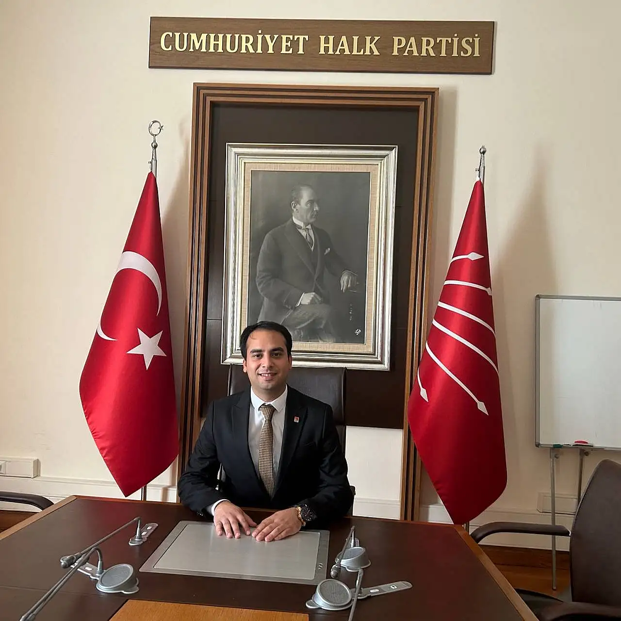 CHP'de Konya dahil 8 il başkanı daha görevden alındı! Yeni il başkanı kim oldu?