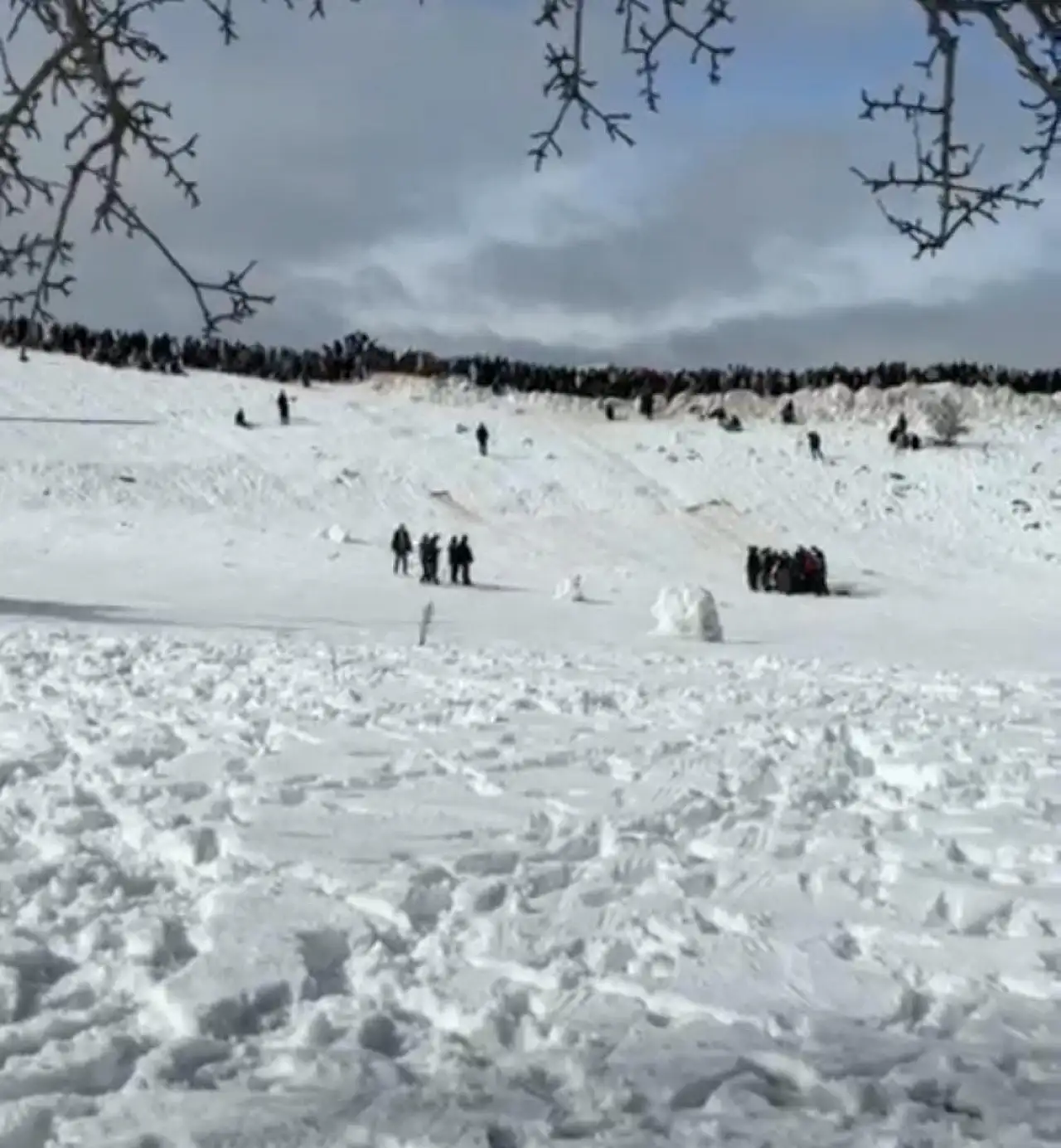 Konya'nın kayak merkezinde korkutan kaza! Hava ambulansı devreye girdi