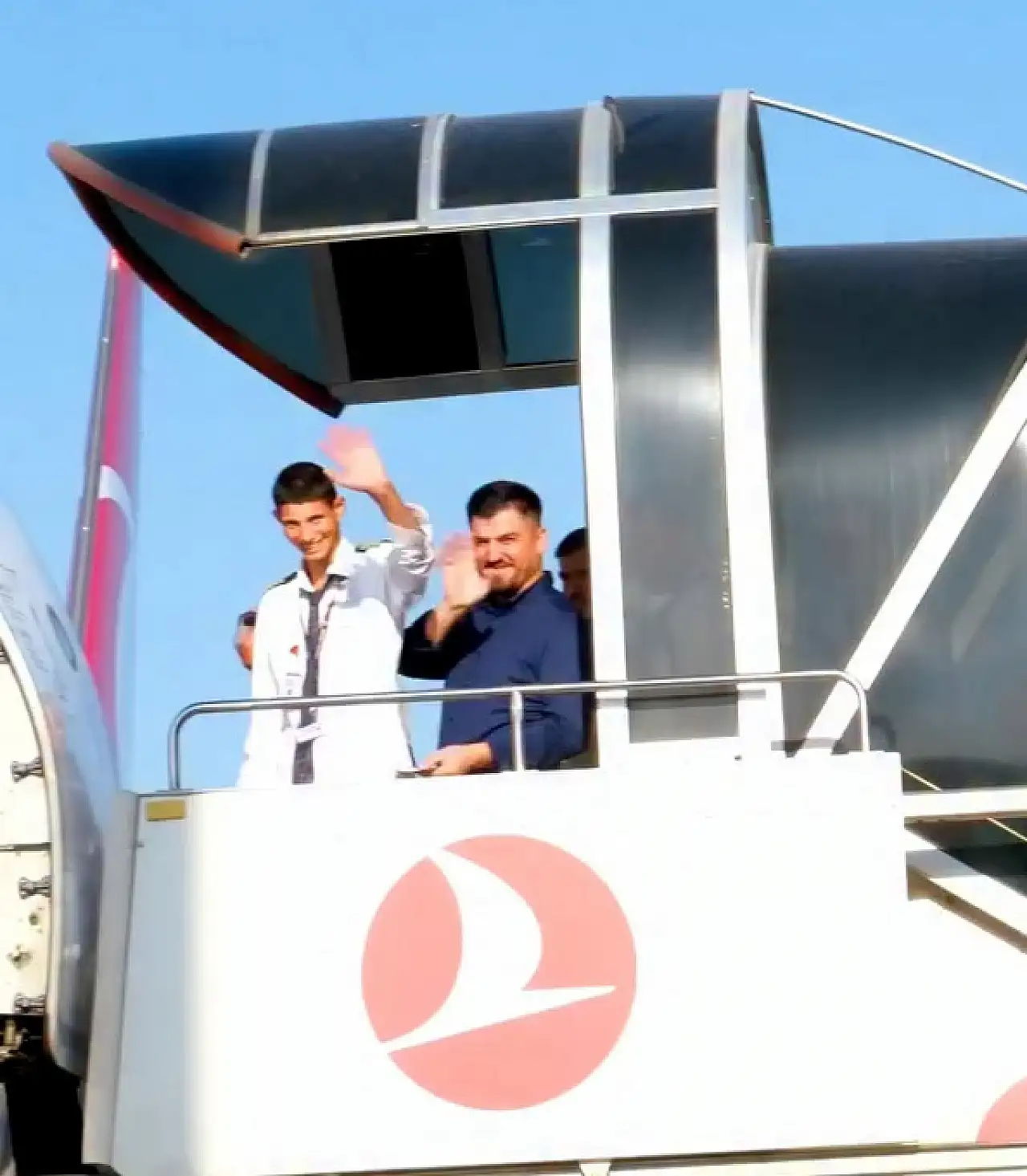 Konya'da tahta maketlerle başlayan hayal kokpitte gerçek oldu!