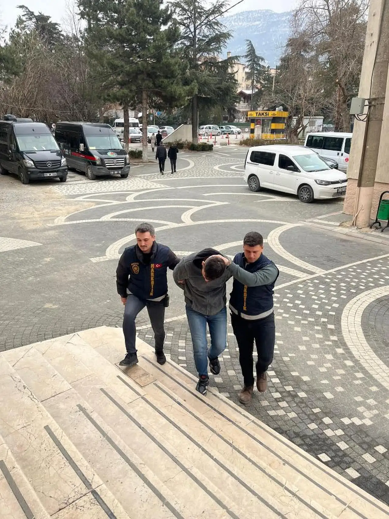 Konya'da zehir taciri yakalandı! Binlerce ele geçirildi