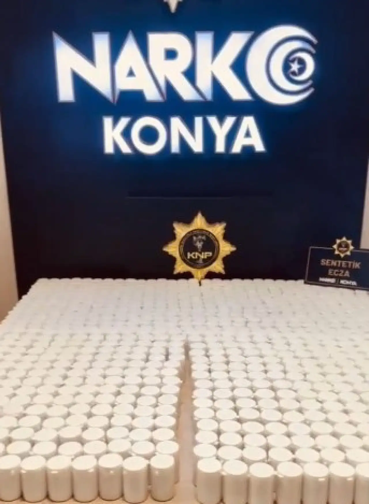 Konya'da narkotikten nokta operasyonlar: Hoparlör kutusu ve tırdan zula çıktı!