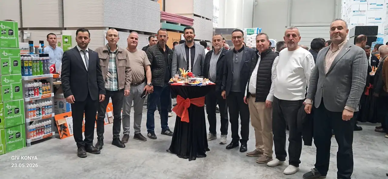 Üresinler İnşaat 20 yıllık tecrübesini yeni mağazasına taşıdı