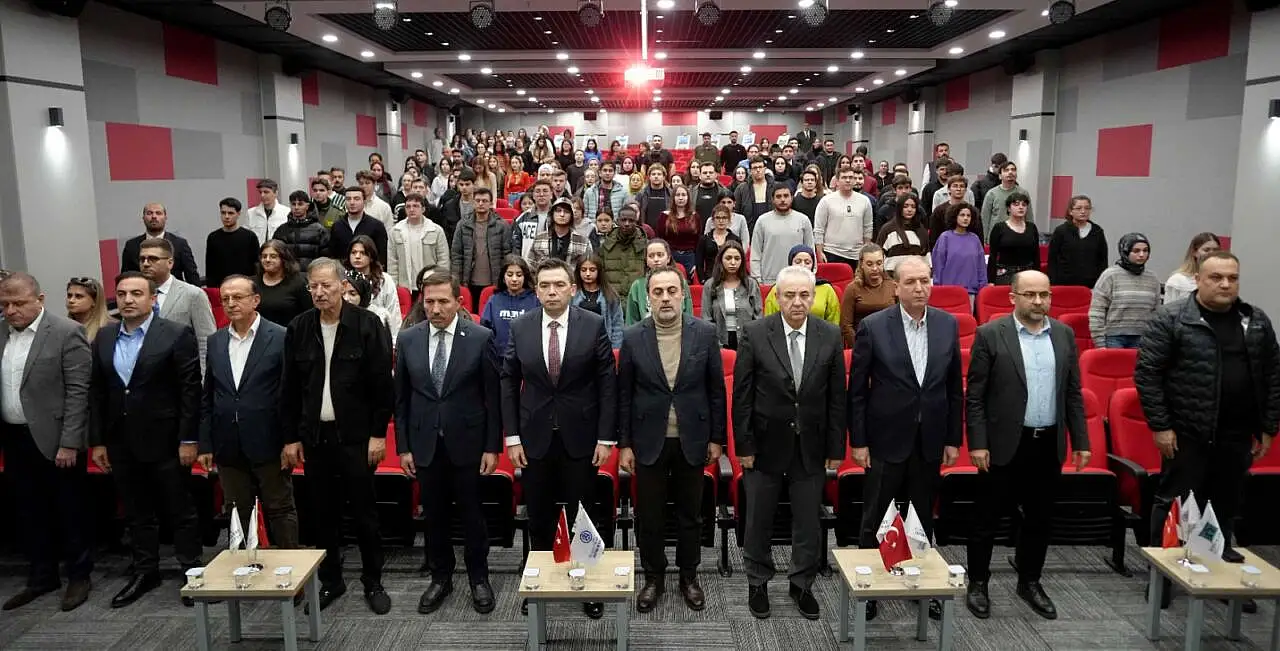 Konya'da İlham Veren Buluşma! Karatay'da Gençler Sordu, Başkan Yanıtladı