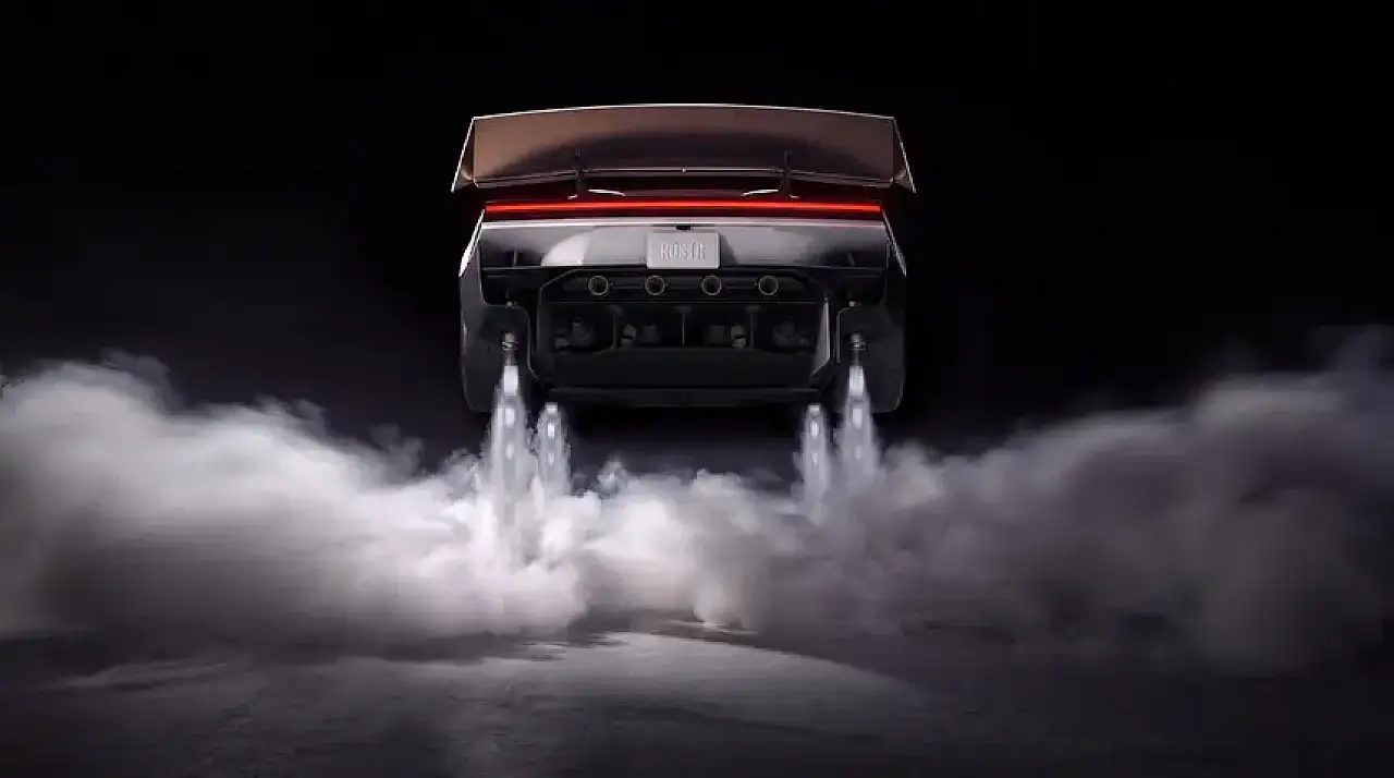 Araba değil sanki uzay aracı! Elon Musk'ın yeni oyuncağının fiyatı dudak uçuklattı