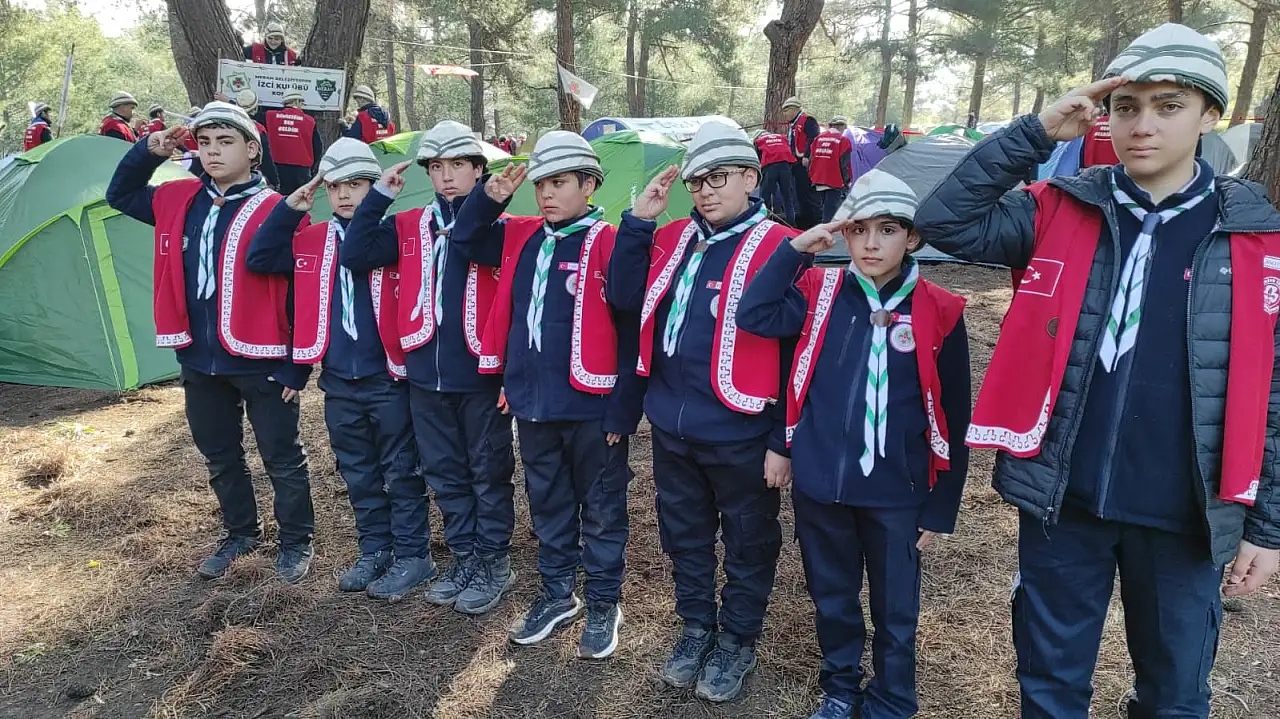 111 yıl sonra aynı yolda, aynı ruhla! Meramlı İzciler vatan nöbetinde