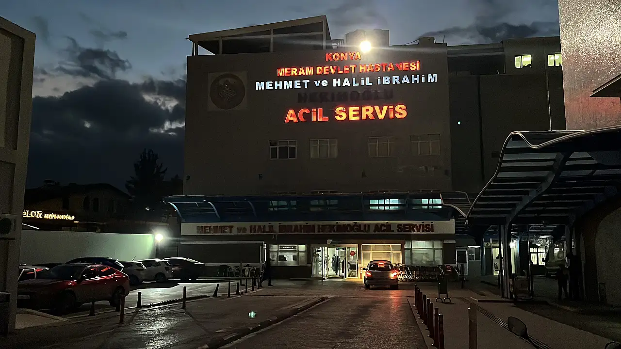 Konya'da feci kaza: Kontrolden çıkan motosiklet durağa daldı! 1 ölü...