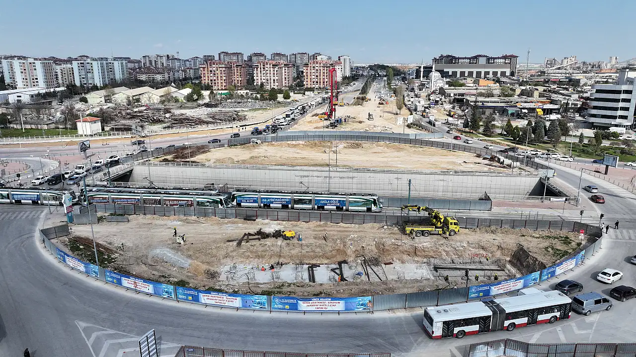 Konya'da ulaşımda devrim: Hem tramvay hem araç geçecek!