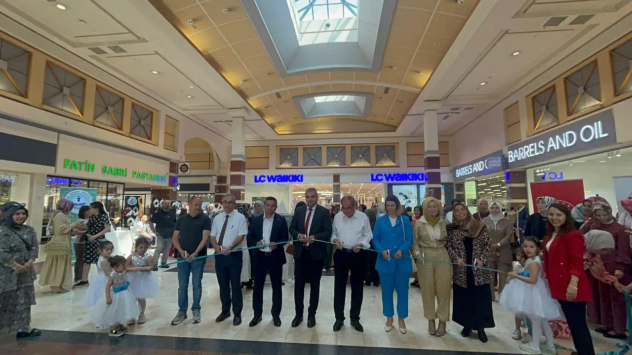Konya'da kadınların emeği vitrine çıktı! Bir hobiyle başladı, gelir kapısına dönüştü!