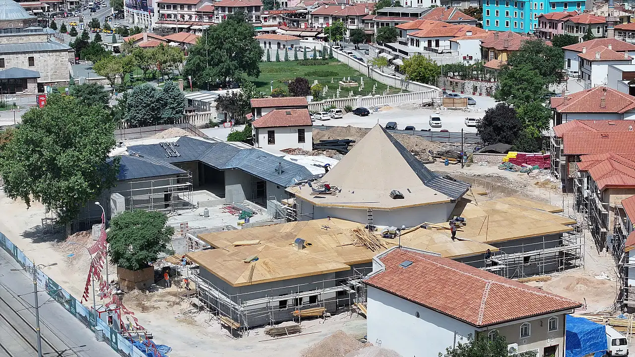 Konya Mevlana Meydanı'na asırlık miras: Mevlevi Dergâhı yükseliyor!