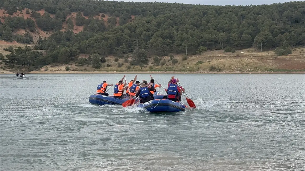 AFAD ekipleri Konya'daki dev kampta bir araya geldi!