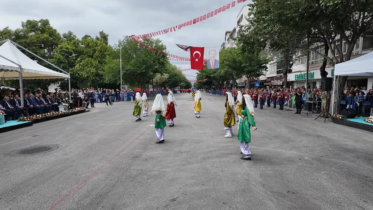 Konya, Zafer Bayramı'nın yıldönümünde tek yürek oldu!