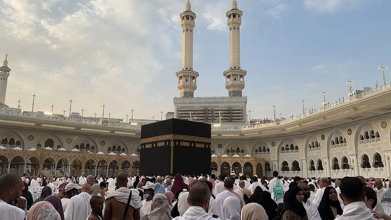 Konya'nın siyer şampiyonları kutsal topraklardan döndü! Duygu dolu anlar yaşandı!
