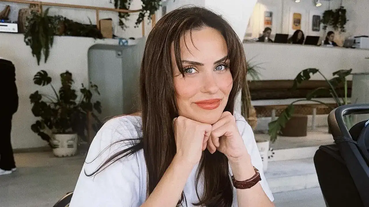 Ece Bayrak kimdir? Burak Çelik'in eşi Ece Bayrak kaç yaşında, nereli, eski eşi kim?