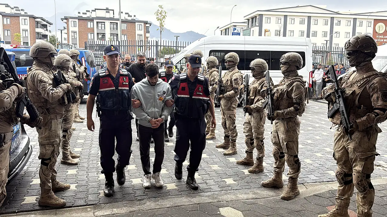 Konya merkezli 12 ilde yasa dışı bahis operasyonu! 22 adrese eş zamanlı baskın