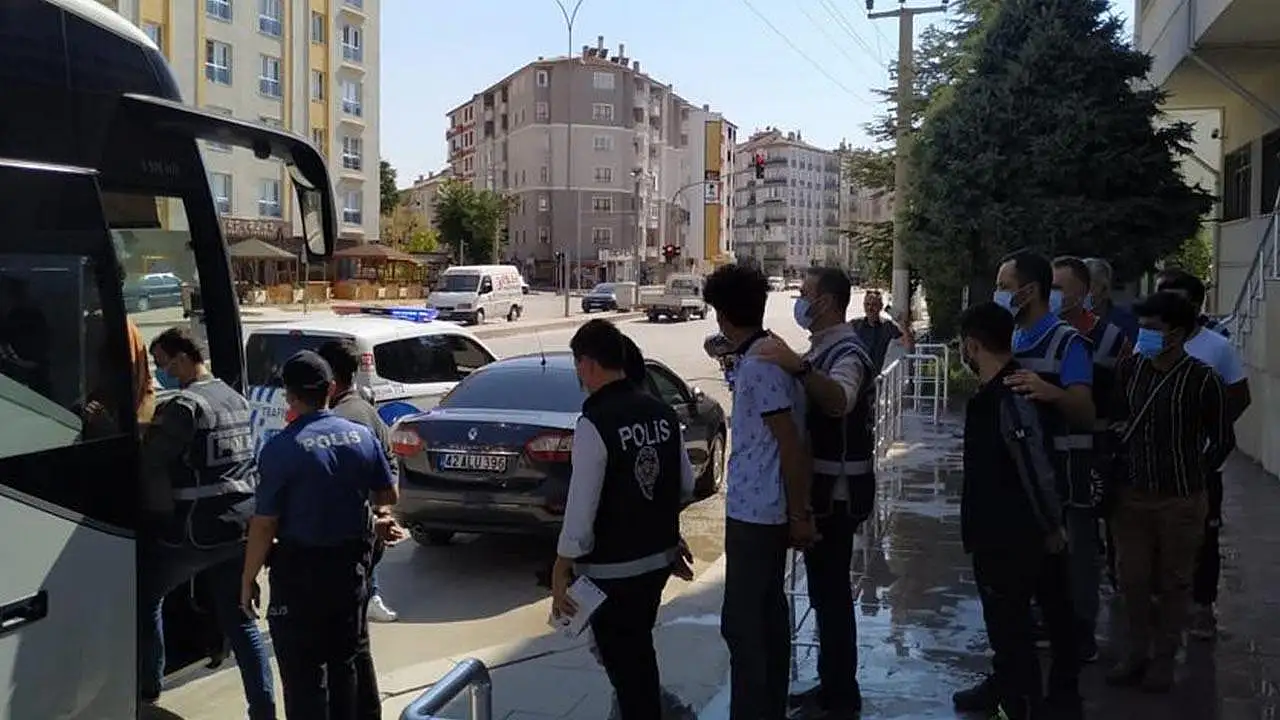 Konya'da NARKO-MERCEK operasyonu! Tonlarca bonzai üretilebilecek hammadde ele geçirildi