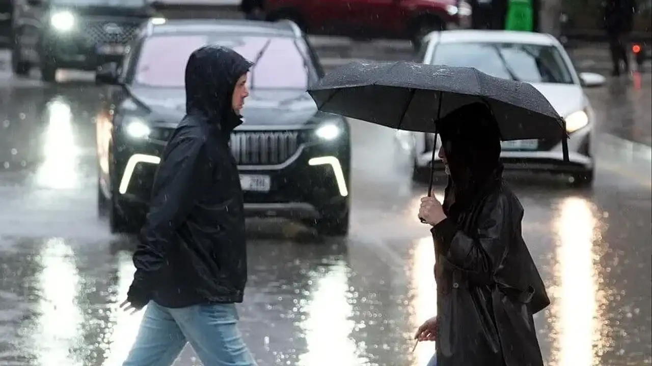 İstanbul'da yağış var mı? AKOM gün vererek uyardı!