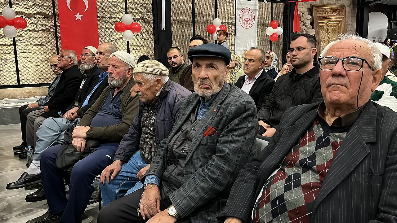 Konya'da büyükler unutulmadı! Dünya Yaşlılar Günü'nde anlamlı program