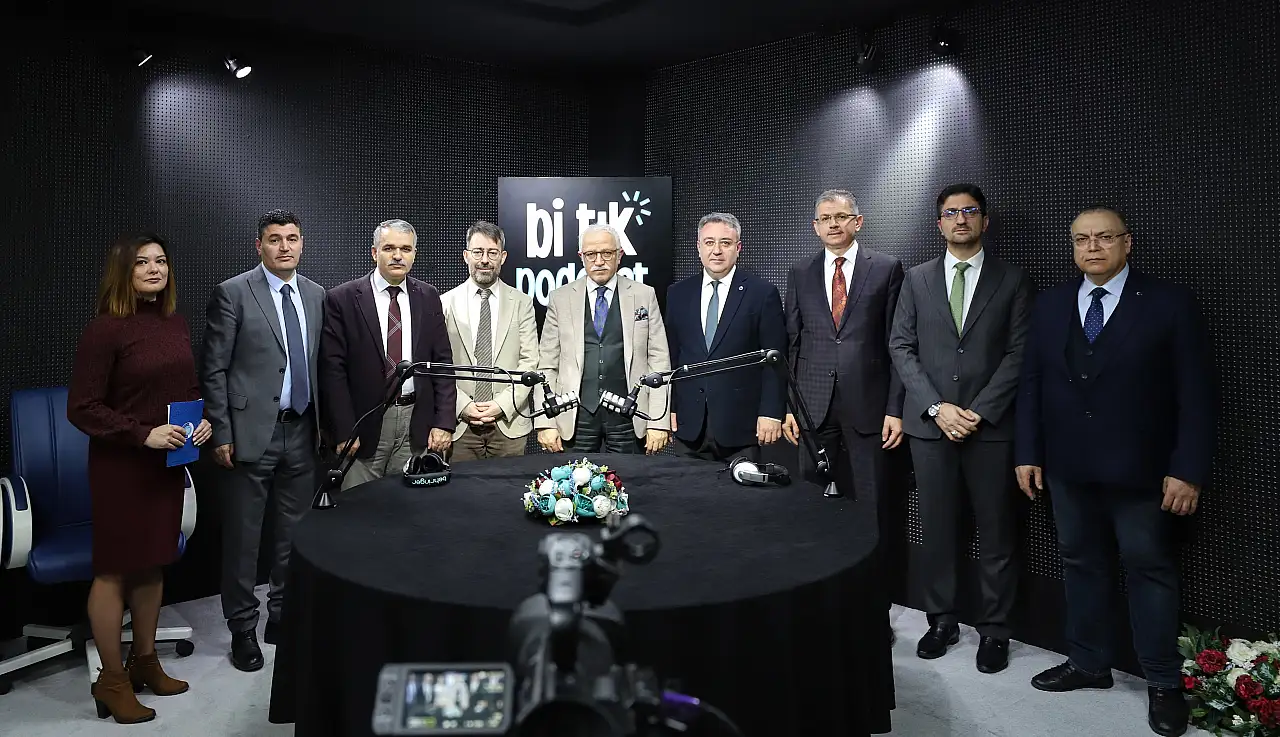 NEÜ'den dijital devrim: Bilimin sesi artık podcast ve vodcast ile dünyaya yayılıyor!