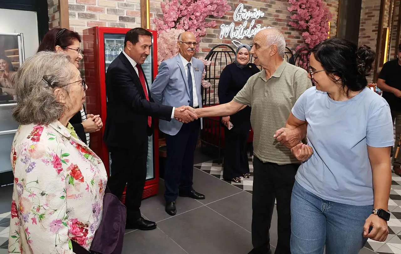Karatay'da 'Alzheimer Günü' farkındalığı: Hastalar ve yakınları unutulmadı!