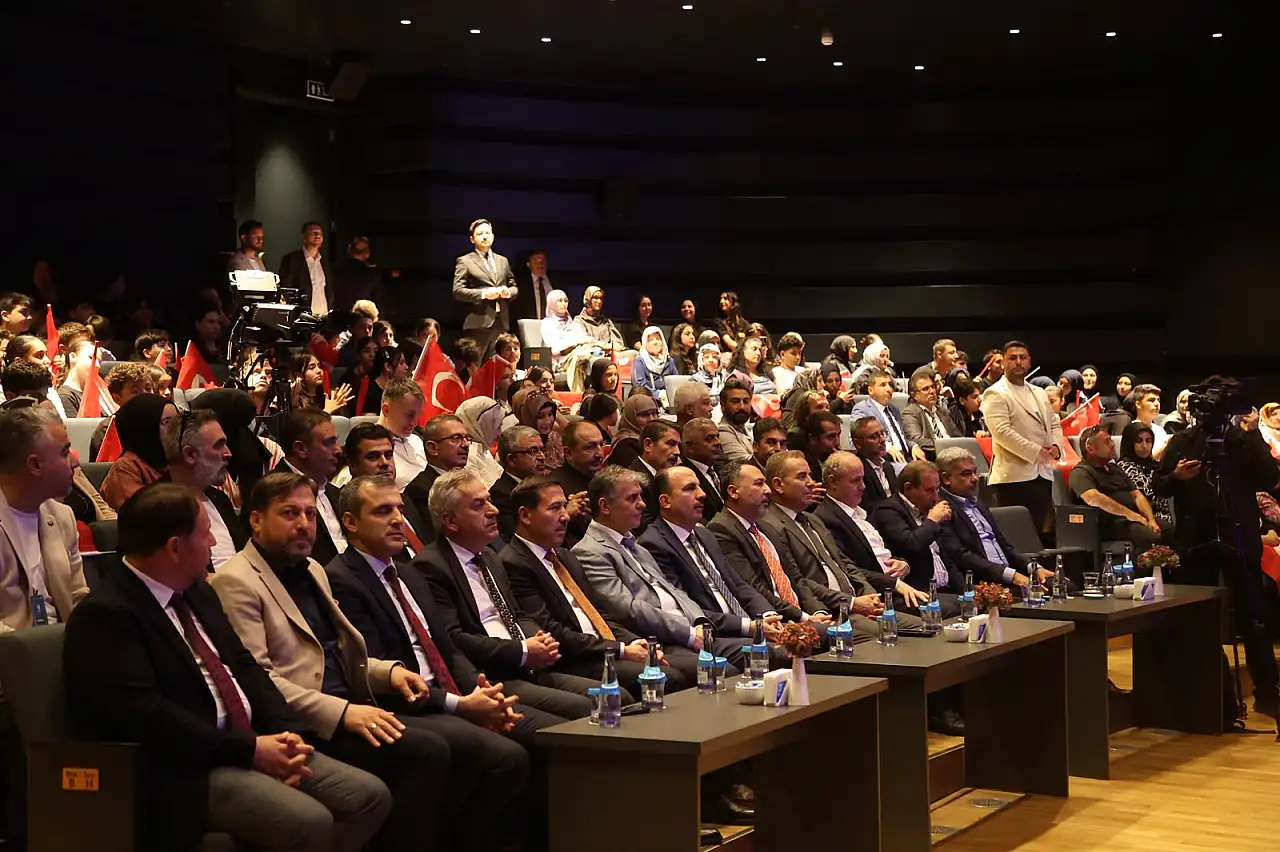 Konya'da bu yarışmanın kaybedeni yok: Medeniyet Okulu ödülleri dağıtıldı!