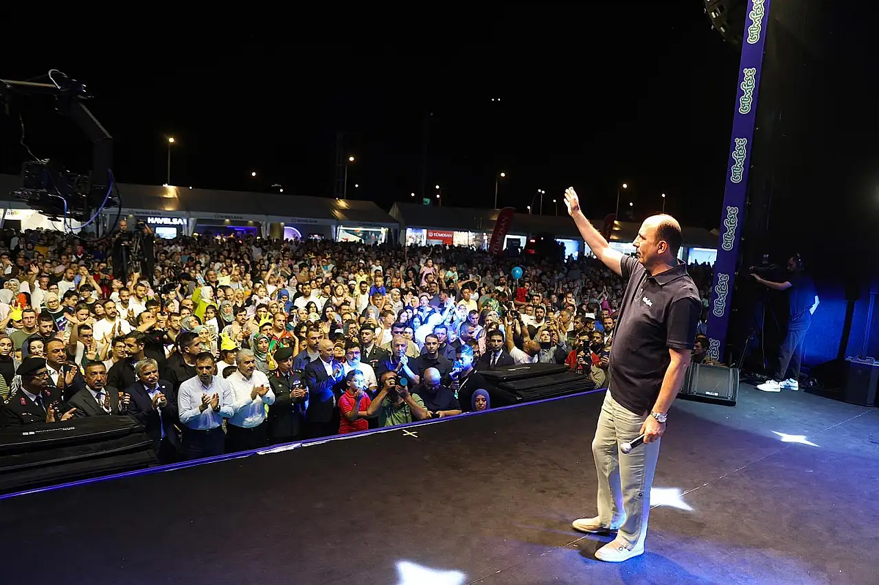 Başkan Altay'dan Konyalılara davet: Gökyüzünde görsel şölen yaşanacak!