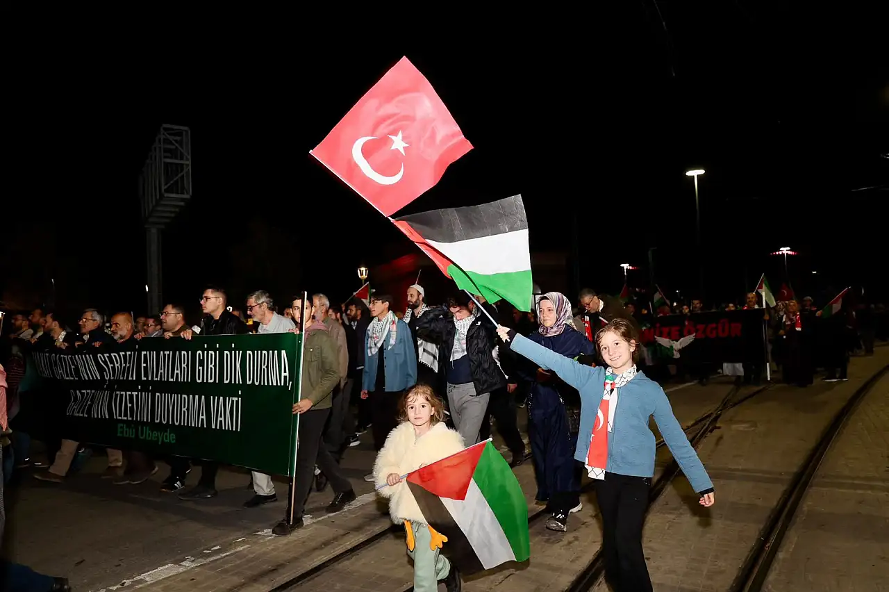 Konya sokağa döküldü: Başkan Altay teşekkür etti!