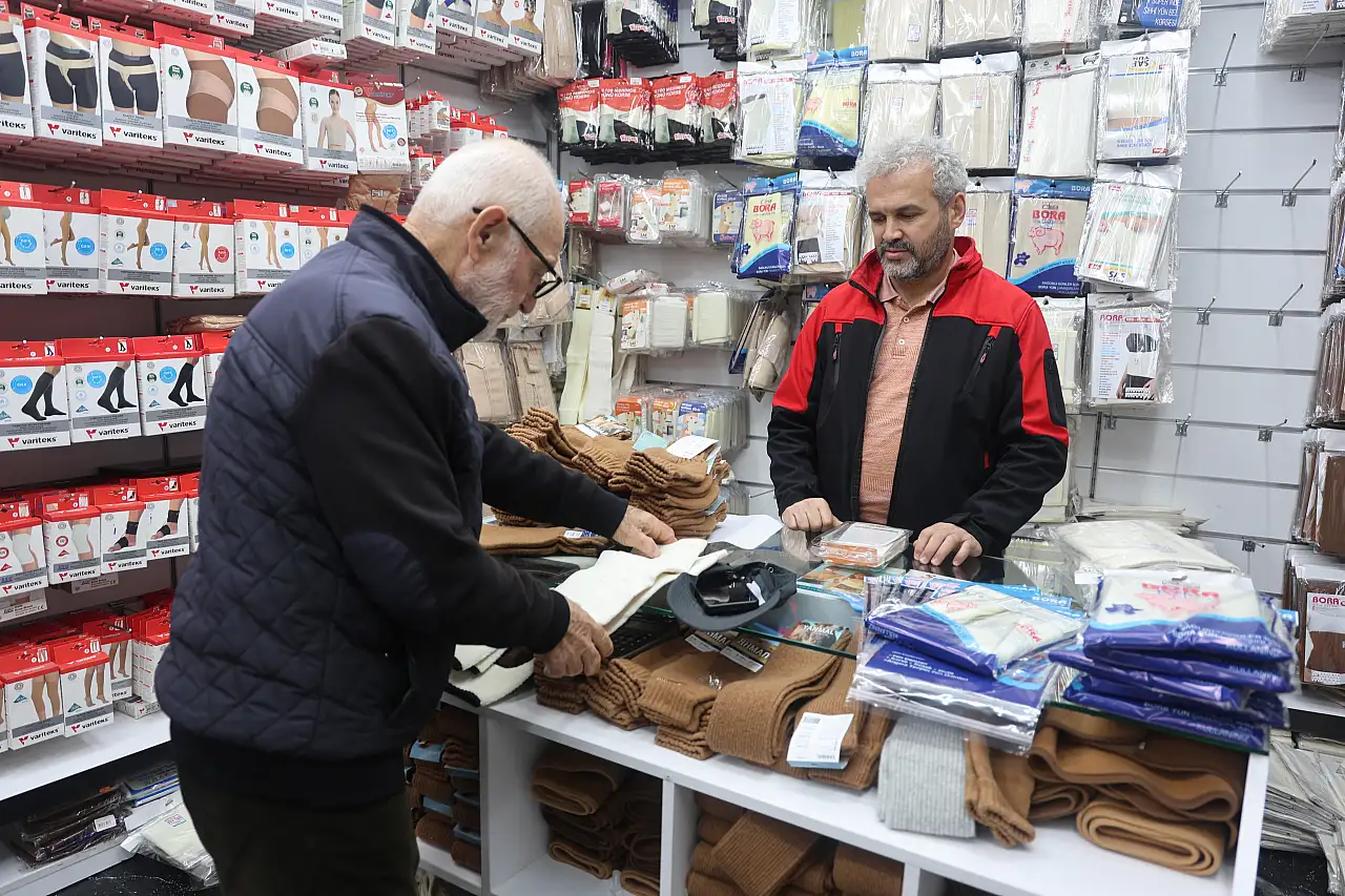 Konya'da Nisan ayazına kalkan oluyor! Etikete aldanmayın!