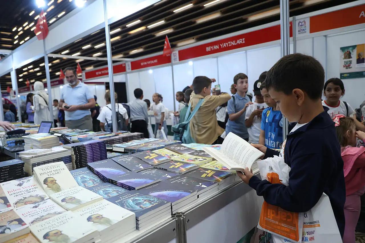 Konya'da çocuklara 23 Nisan hediyesi: Kitap bayramı başlıyor!