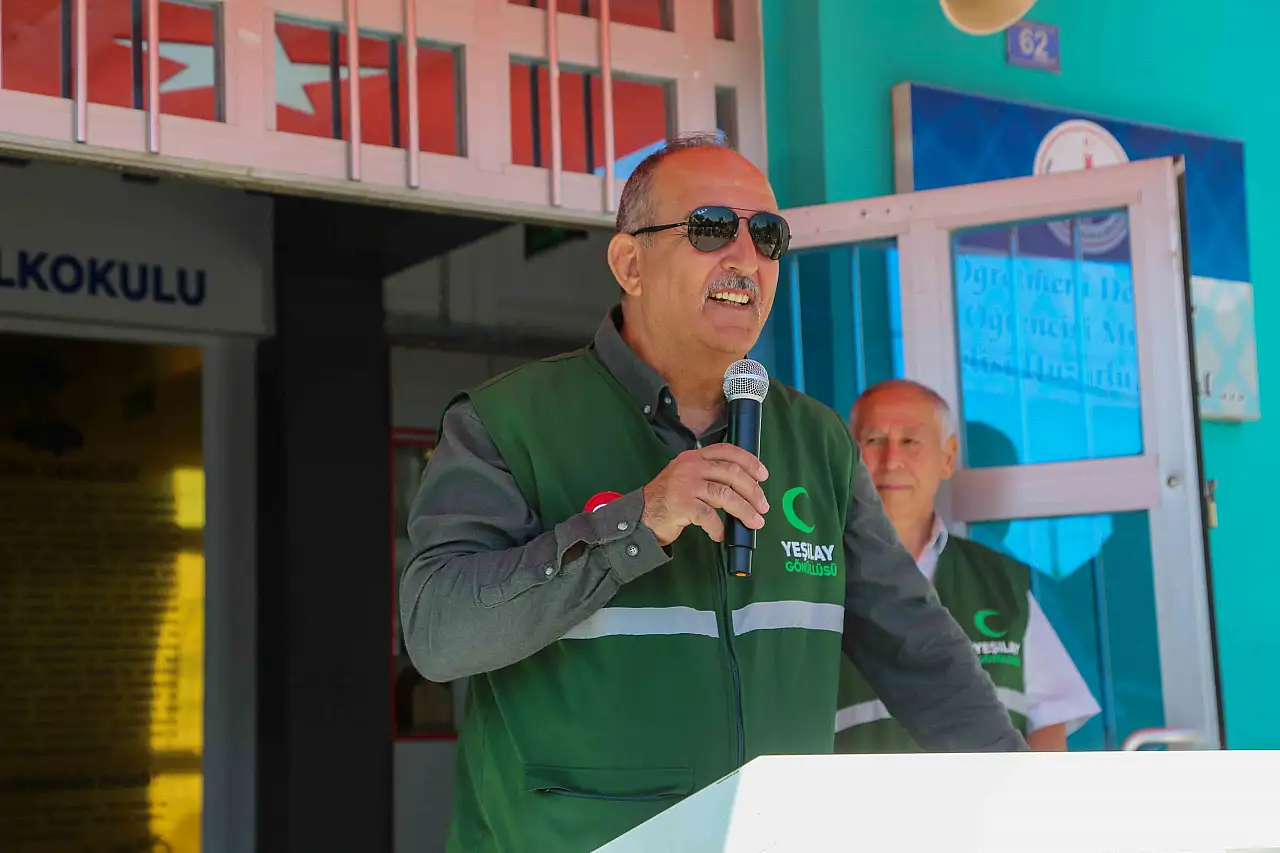 Ekran başından oyun parkına: Meramlı çocuklar 'Yeşil Fest' ile coştu!