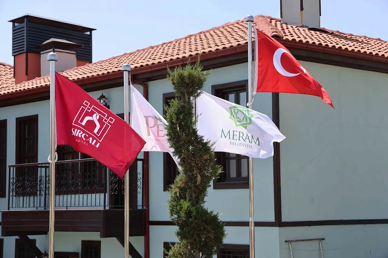 Konya turizminin yeni yıldızı: Sırçalı Hotel 1 yılda 48 ülkeye ulaştı!