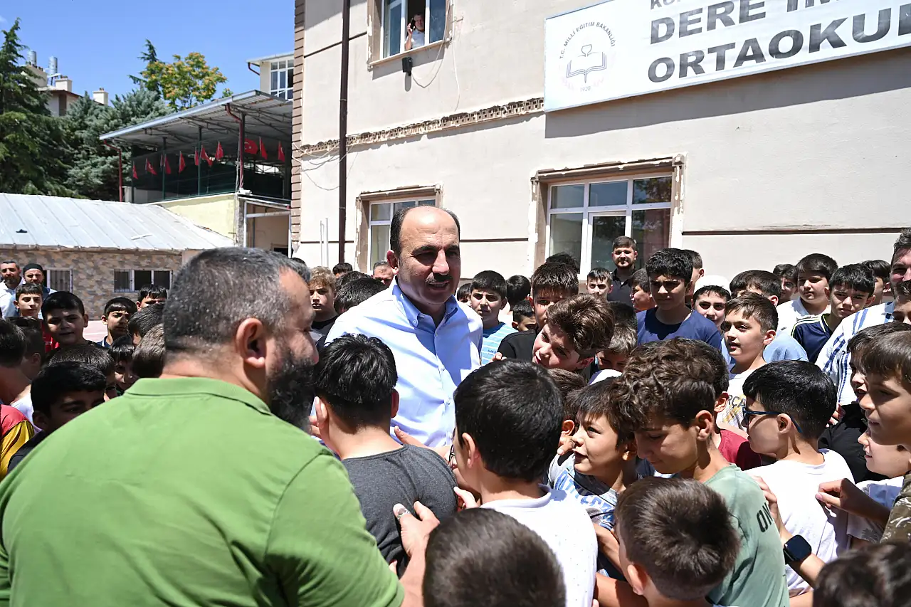 Konyalı çocukların Kur'an sevgisi Başkan Altay'ı duygulandırdı