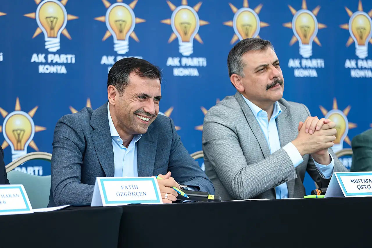 AK Parti Konya Teşkilatı'nın, Bakan Çiftçi'nin katılımıyla Yeşildağ çıkarması