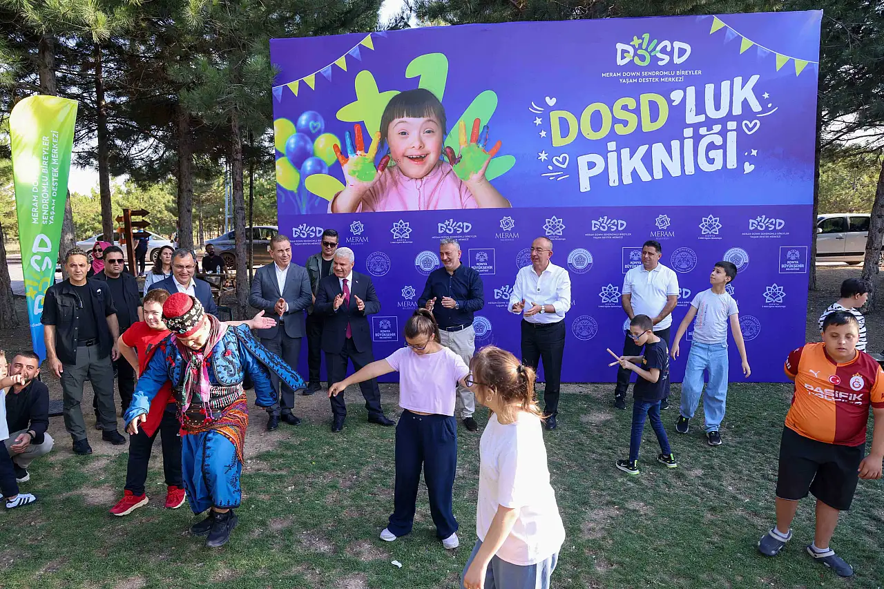 Konya'nın özel evlatları eğlenceye doydu!