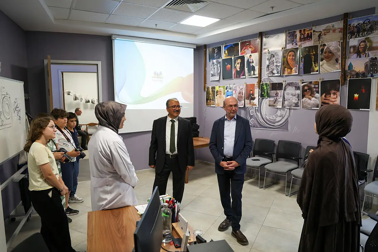 Yeni nesil kütüphaneden sanat atölyelerine... Selçuklu'da okul dışı eğitim devrimi!