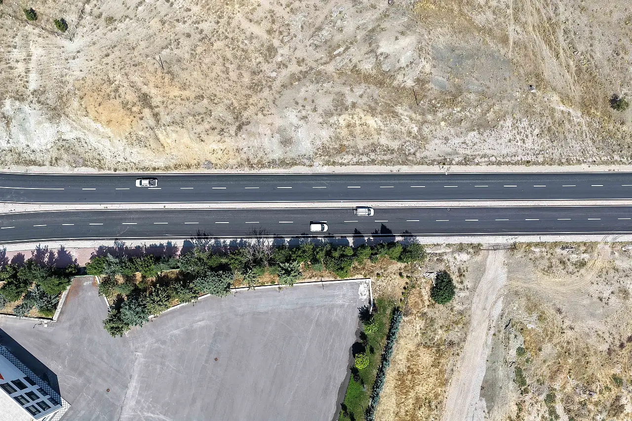 Meram'da ulaşım standardı yükseldi! Çayırbağı Caddesi yenilendi