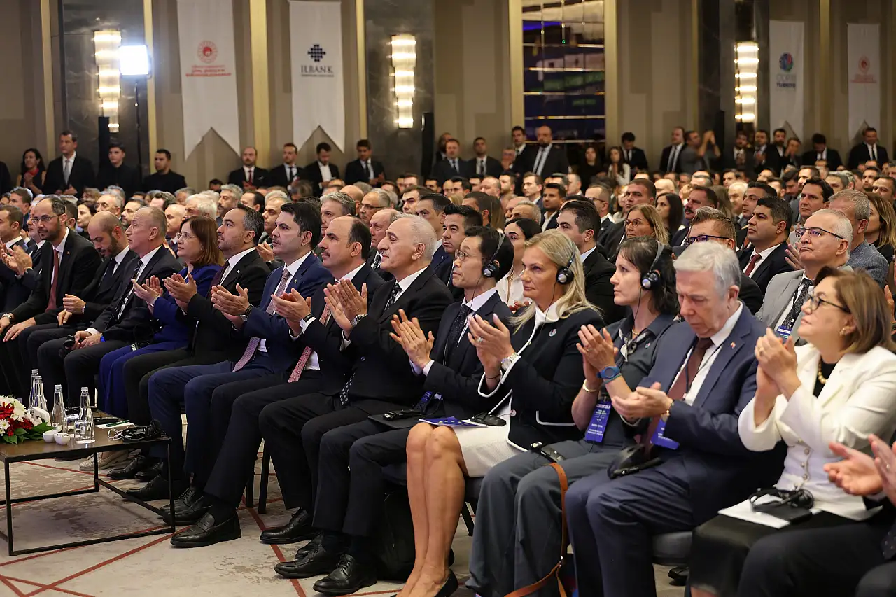 Yönetimler için tarihi fırsat! Bakan Kurum ve Başkan Altay da katıldı