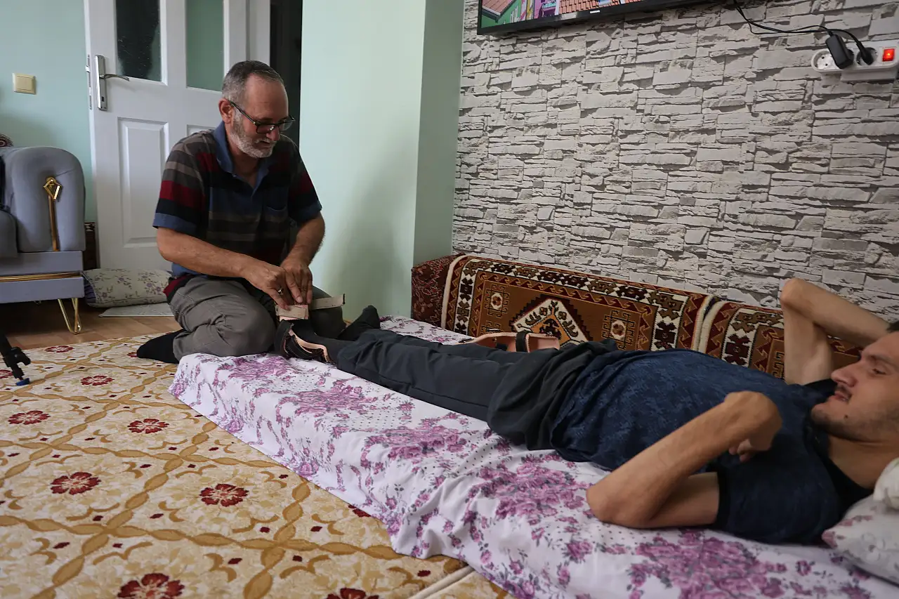 Konya'da engel tanımayan baba evladının her şeyi oldu!