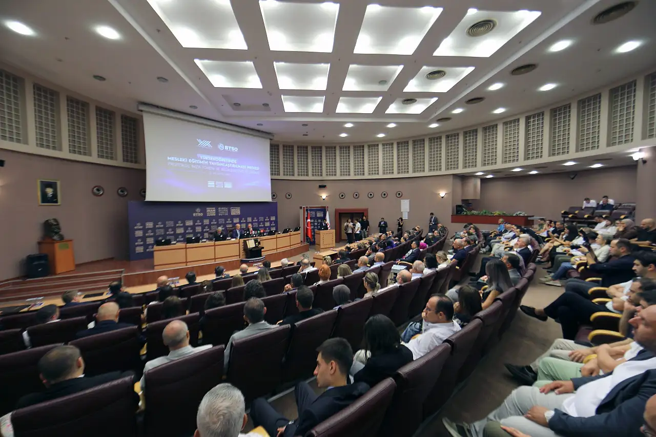 Üniversitelere 'İşletmede Eğitim' modeli geliyor! Konya'da listede...