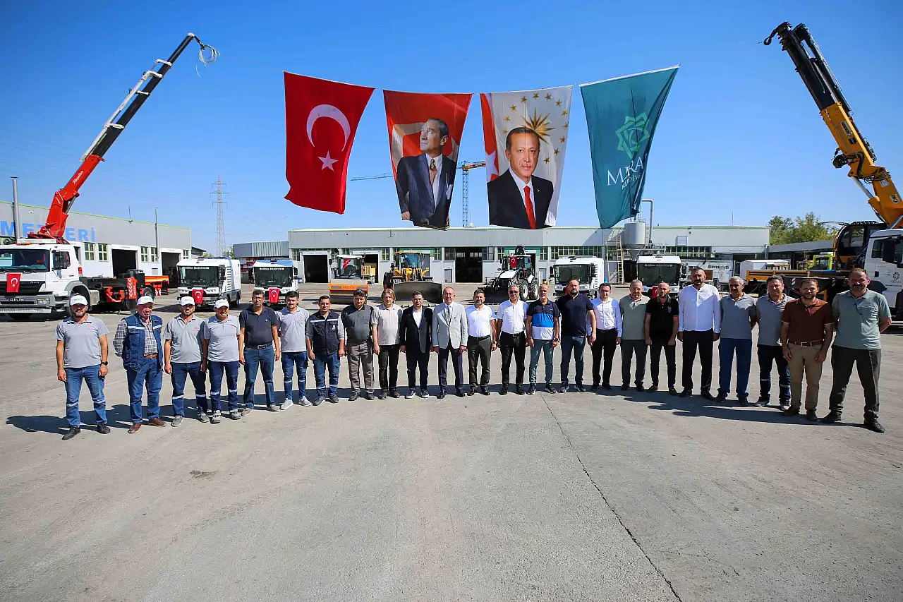 Meram büyüyor, belediyenin filosu güçleniyor! Yeni araçlar sahaya indi