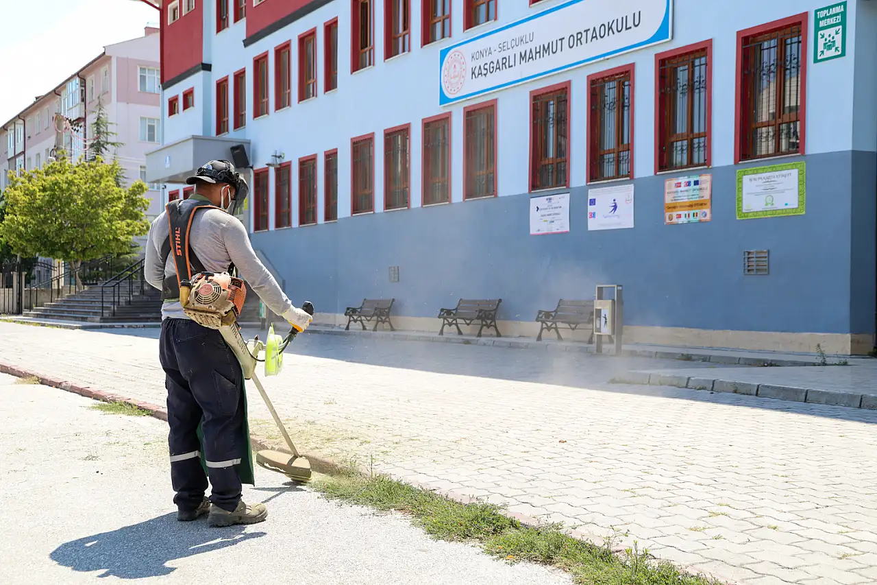 Selçuklu'da okullar yeni eğitim dönemine pırıl pırıl hazırlandı!