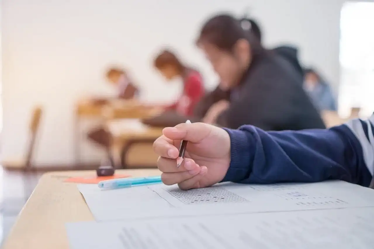 KPSS Ön Lisans'ta 4 yanlış 1 doğruyu götürür mü?